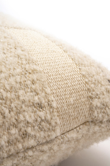 Refined Layers collection | Urban cushion - square | Coussins | Ethnicraft