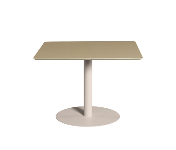 T-Table Low dining table carrée | Tables de repas | Tribù