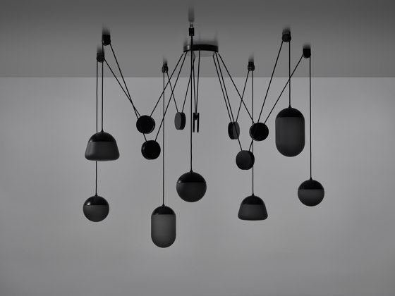 Planets 7 PC1240 | Suspended lights | Brokis