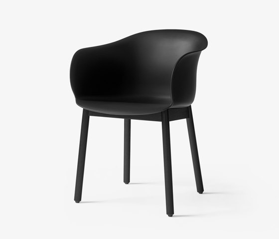 Elefy JH30 Black w. Black Lacquered Oak | Chairs | &TRADITION