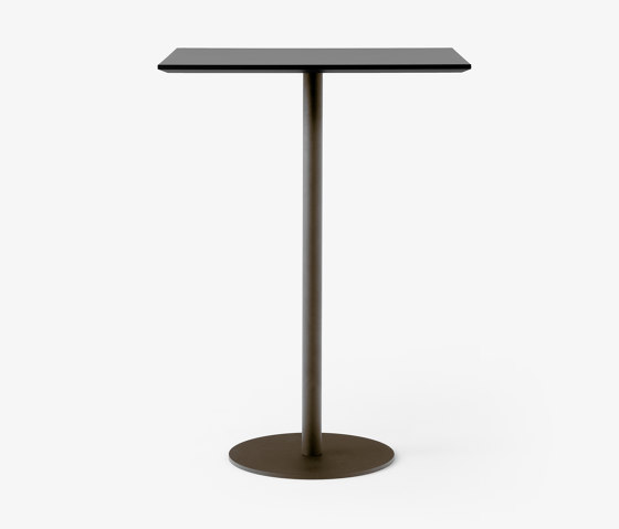 In Between SK21 Black Fenix Laminate w. Bronzed base | Tables hautes | &TRADITION