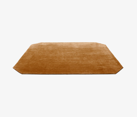 The Moor AP8 Golden Brown | Rugs | &TRADITION