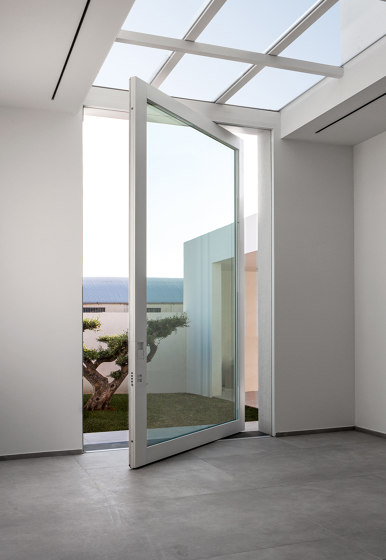Nova | Puerta de seguridad en aluminio y vidrio | Puertas de las casas | Oikos Venezia – Architetture d’ingresso