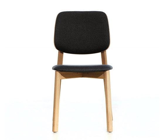 Beeke | Chairs | GO IN