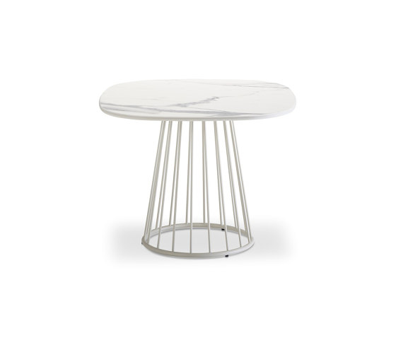 Charme 4386H low table | Tables d'appoint | ROBERTI outdoor pleasure