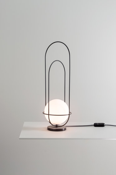 Orbit Table | Lámparas de sobremesa | A-N-D