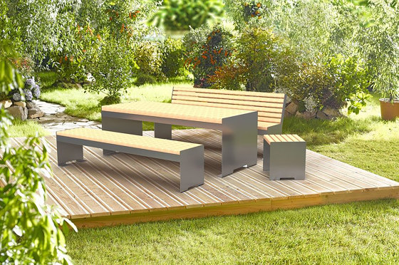 Novalis | Design Sitzbank NOVALIS mit Rückenlehne - Edelstahl - Lärche geölt 1500mm (2-Sitzer) Edelstahl, geschliffen | Sitzbänke | Briefkasten Manufaktur
