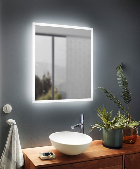 LED Mirror Evolution | Bath mirrors | Nordholm