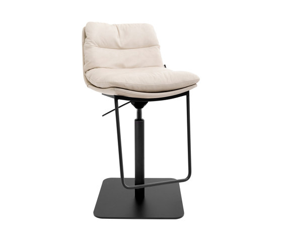 ARVA Bar stool | Sgabelli bancone | KFF