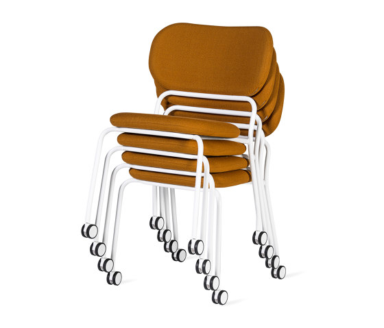 Soft Top S-1068 | Chairs | Skandiform