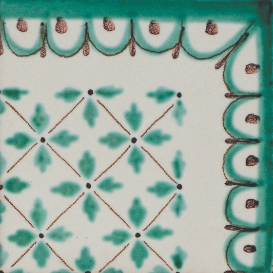 LR CV Antico Vietri angolo vettica verde | Ceramic tiles | La Riggiola