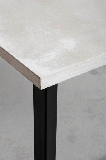 dade MAXIMILIAN concrete table | Tables de repas | Dade Design AG concrete works Beton