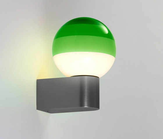 Dipping Light A1-13 Green-Graphite | Lampade parete | Marset