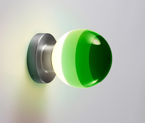 Dipping Light A2-13 Green-Graphite | Lampade parete | Marset
