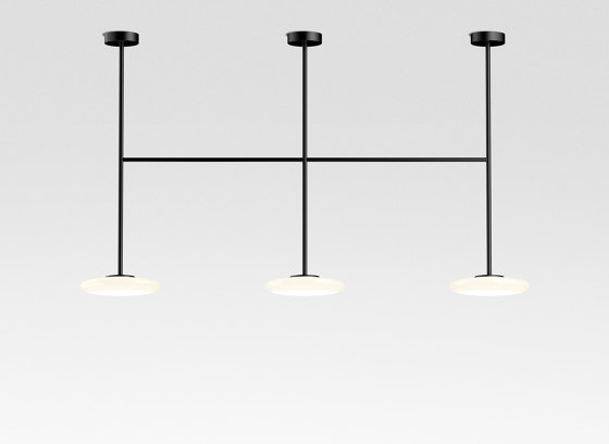 Ihana x3 100 Negro | Lámparas de suspensión | Marset