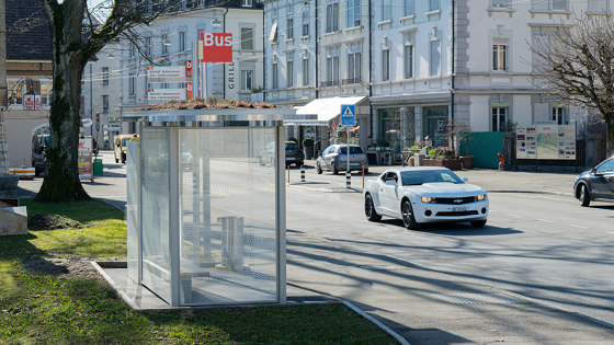 HSI TWO | Bus stop shelters | BURRI