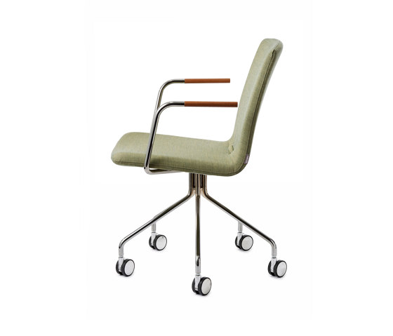 Day armchair swivel base | Stühle | Gärsnäs