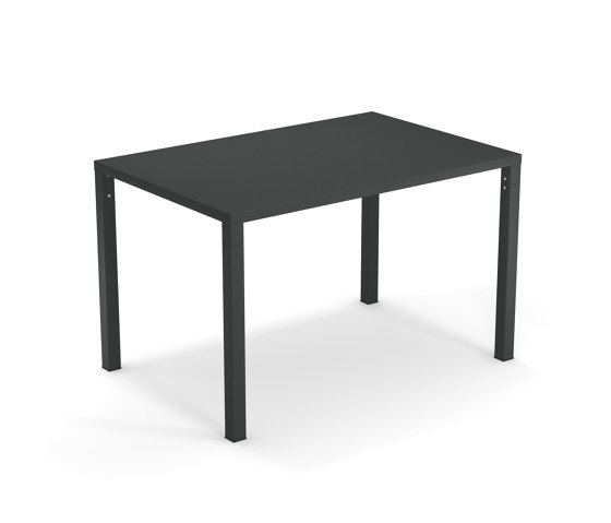 Nova 4/6 seats stackable rectangular table | 854 | Tables de repas | EMU Group