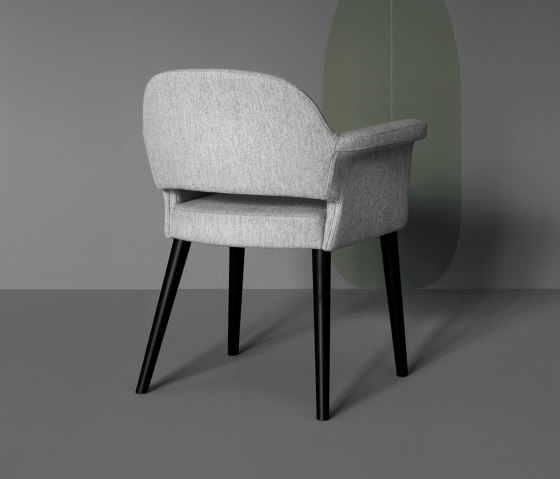 DAFNE CONTRACT_109-12/1 | Chairs | Piaval