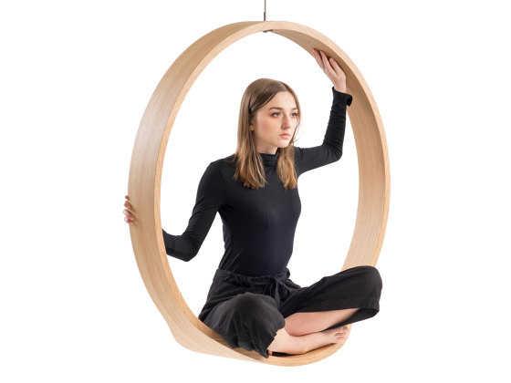 Circleswing N.1 Wooden Hanging Chair Swing Seat - Natural Oak⎥indoor | Balancelles | Iwona Kosicka Design