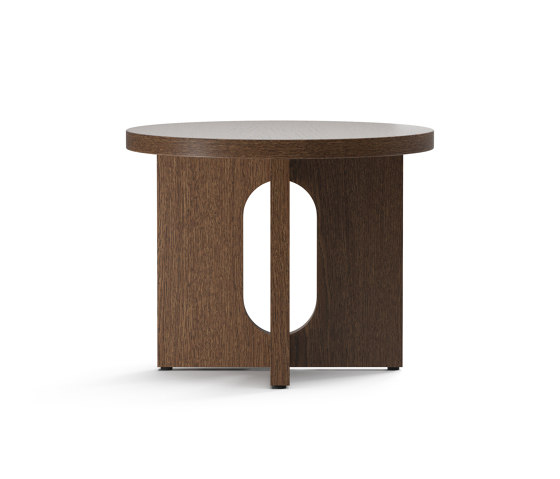 Androgyne Side Table, Ø50, Dark Stained Oak | Mesas auxiliares | Audo Copenhagen