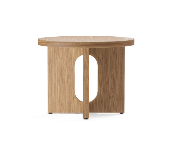 Androgyne Side Table, Ø50, Natural Oak | Side tables | Audo Copenhagen