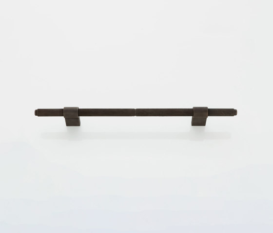Furniture Handle WCM3 | The H Brass dark | Cabinet handles | Craftvoll