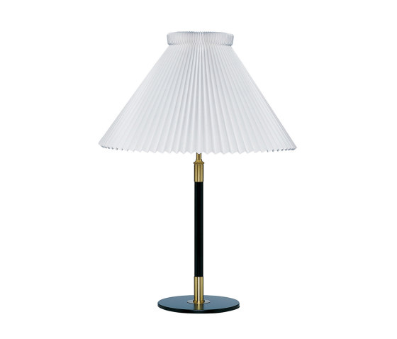 Classic Model 352 | Luminaires de table | LE KLINT