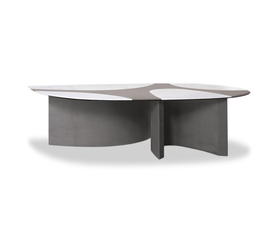 RONCHAMP Table | Dining tables | Baxter