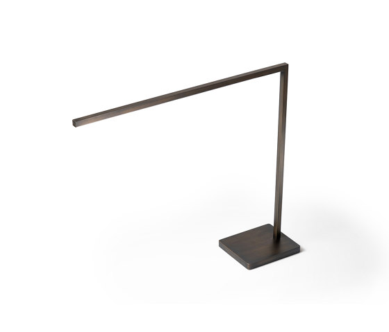 Essential table lamp | Lámparas de sobremesa | Reflex