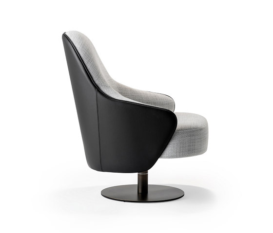 Ludwig armchair | Sessel | Reflex