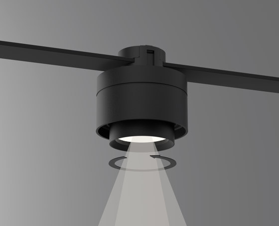LEVEL | ZOOM - Adjustable light source | Ceiling lights | Letroh
