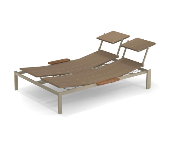 Shine Stackable daybed with hidden wheels | 289+295B+295R+295T | Bains de soleil | EMU Group
