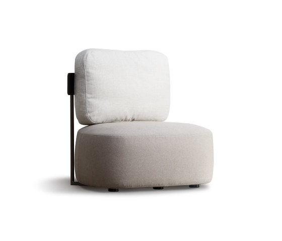 Pierre armchair | Armchairs | Flou