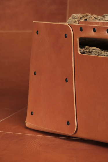 independent isto leather basket | Storage boxes | Skram