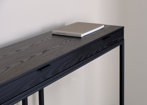 wishbone 2-drawer high table | Mesas consola | Skram