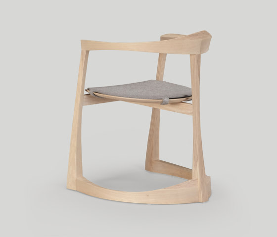 L01 armchair | Stühle | Skram