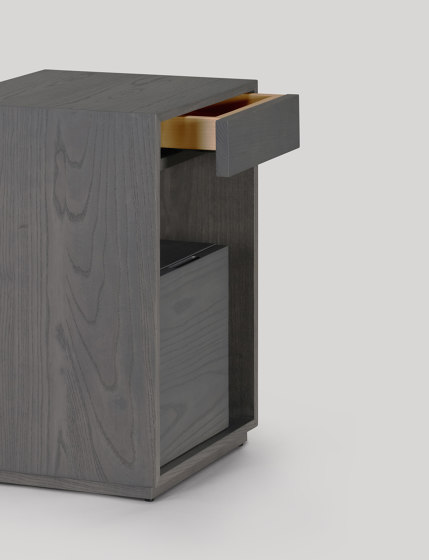 lineground side table/nightstand #2 | Tables d'appoint | Skram
