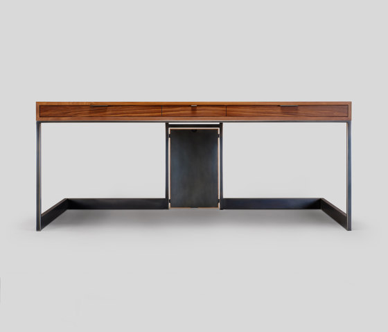 wishbone drawer desk | Bureaux | Skram
