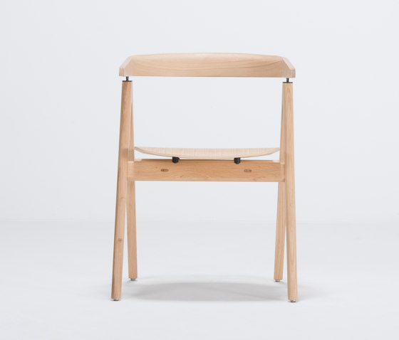 Ava chair | Oak Veneer | Sillas | Gazzda