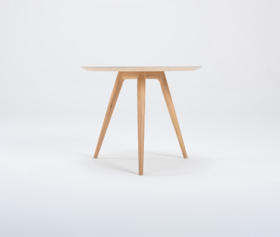 Arp | side table ϕ 55 | Tables d'appoint | Gazzda