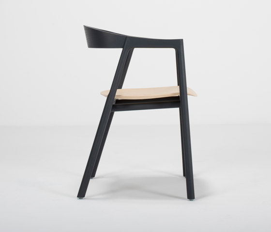 Muna lounge chair | Oak Veneer | Stühle | Gazzda