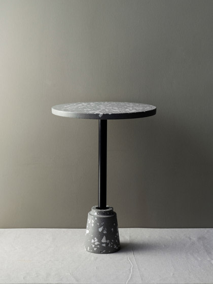 Conic Gray Coffee Table | Tavolini alti | Karoistanbul