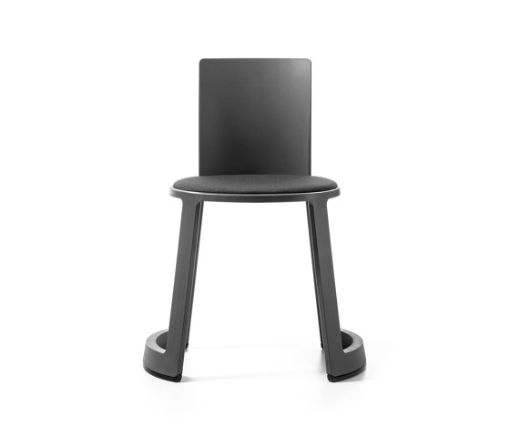 Revo | Chair with Upholstery | Stühle | TOOU