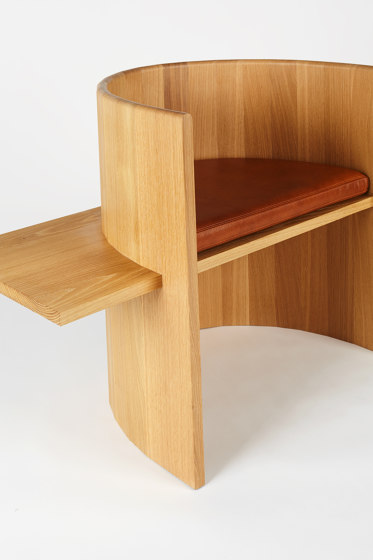 Sit, Set Chair (Hard Maple, Caramel Leather) | Sedie | Roll & Hill