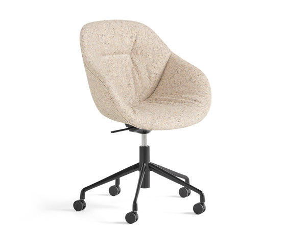 About A Chair AAC155 Soft | Sillas | HAY