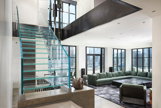 Mistral All glass Glass stair Chicago | Staircase systems | Siller Treppen