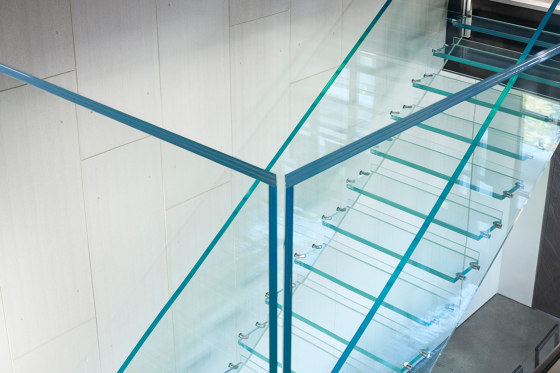 Mistral Ganzglas Glastreppe Chicago | Treppensysteme | Siller Treppen