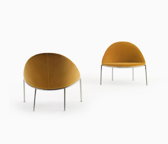 Circa Lounge Chair - Metal base | Chaises | Bensen