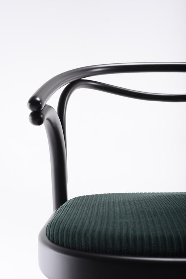 Beaulieu | Chairs | WIENER GTV DESIGN